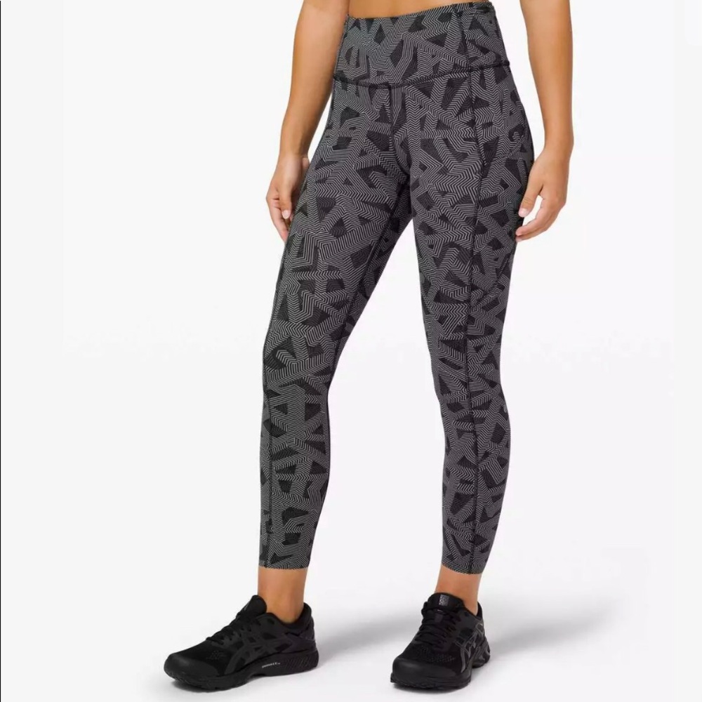 Lululemon Fast and Free High Rise Tight New with tags.
